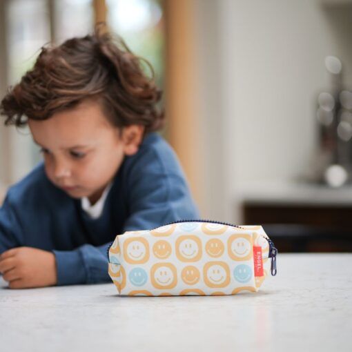 etui opbergtasje met smiley van gerecycled materiaal